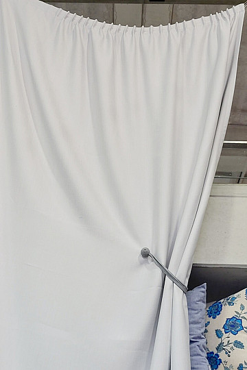 Hotové dekorační závěsy GERSTER DIM OUT 77005/870 SV. ŠEDÁ