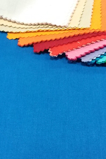 Bavlněná látka UNI námořnická modrá