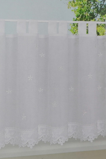 Hotová záclona GERSTER bílé kvítka 50x150 cm