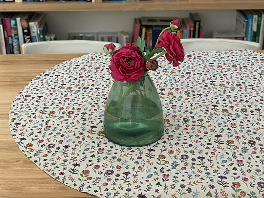 Gobelínový kulatý ZAHRÁDKA