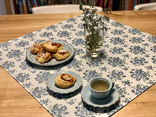 Ubrus a šál TOSCANA VALERY květ modrý