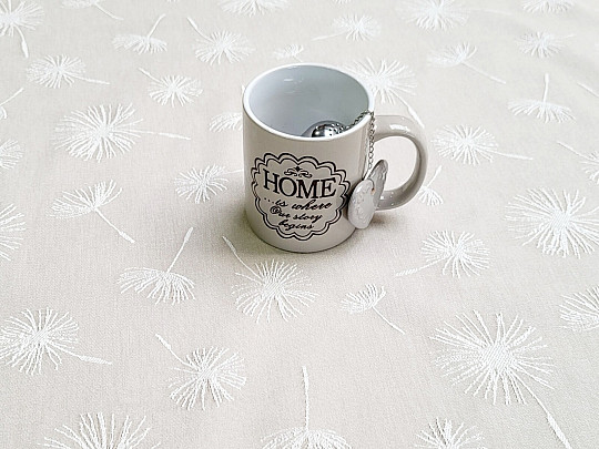 Ubrus PAMPELIŠKA sv. béžová