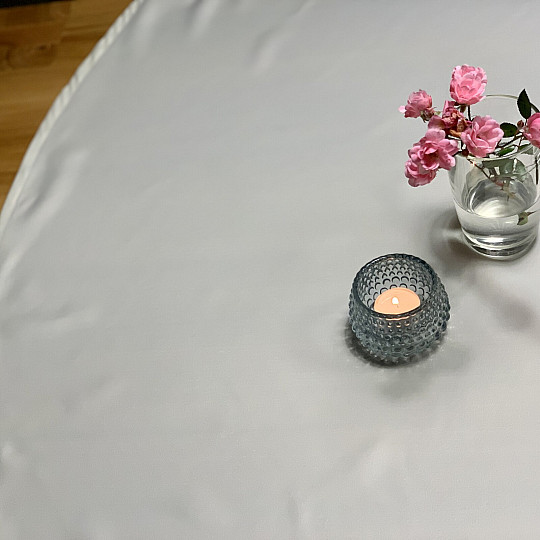 Oválný ubrus BÉŽOVÝ