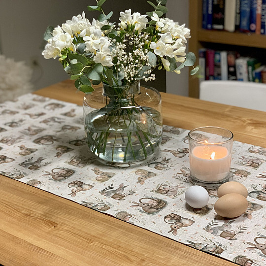 Velikonoční ubrus ZAJÍČEK BLAŽEJ