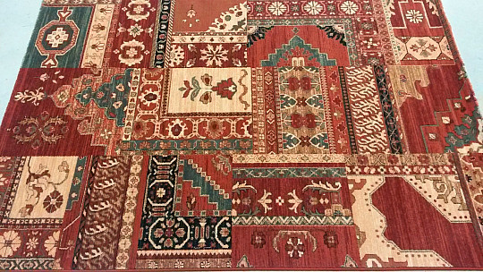Luxusní vlněné koberce ROYAL PATCHWORK multi red