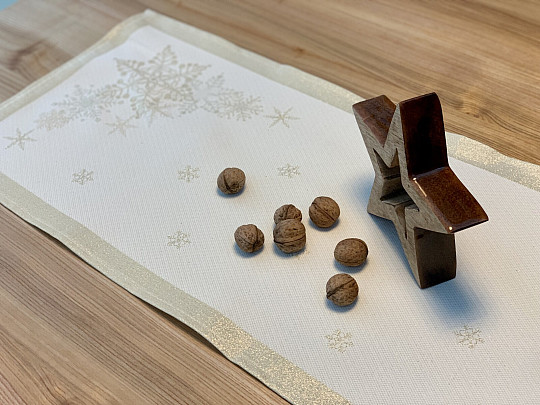 vánoční ubrusy a šály ZLATÉ VÁNOCE