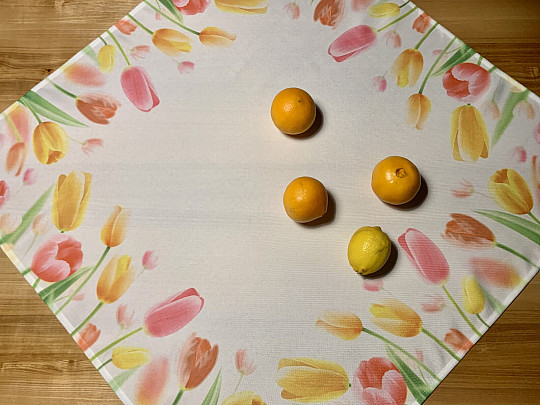 Ubrusy a šály TULIPÁNY