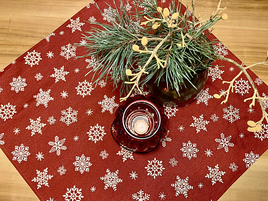 Gobelínový ubrus a šál ČERVENÁ VLOČKA