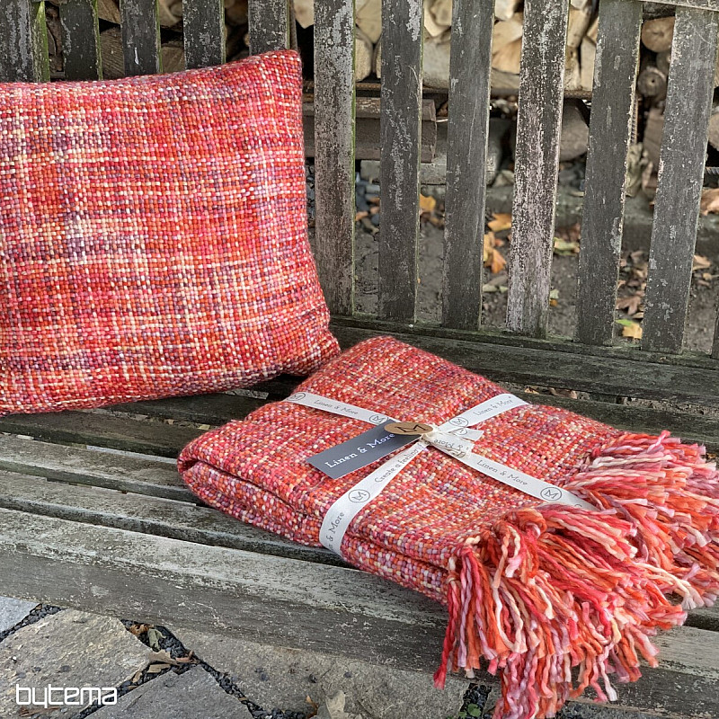 Luxusní dekorační polštář YARA RED červený