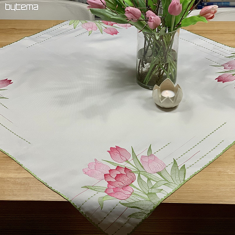 Vyšívaný ubrus a šál RŮŽOVÉ TULIPÁNY
