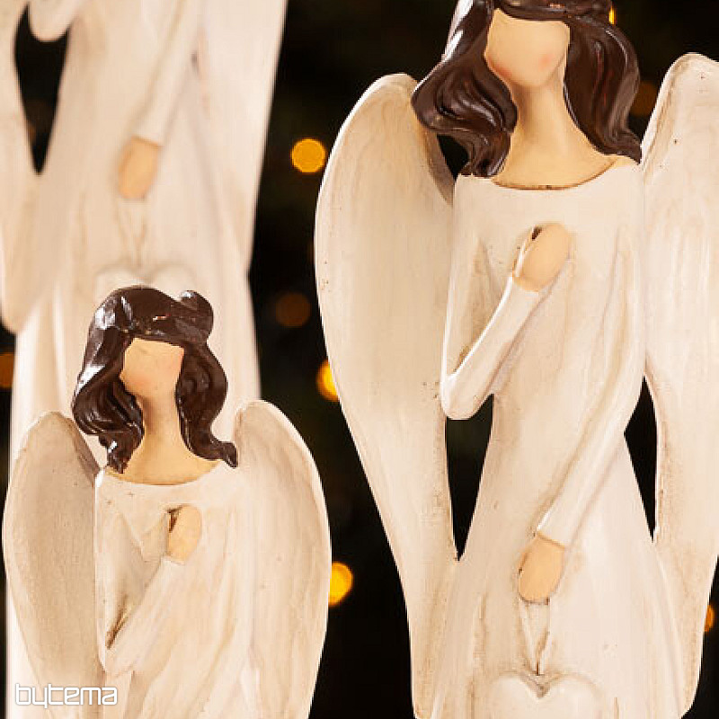 ANDĚL LÍBA SE SRDCEM