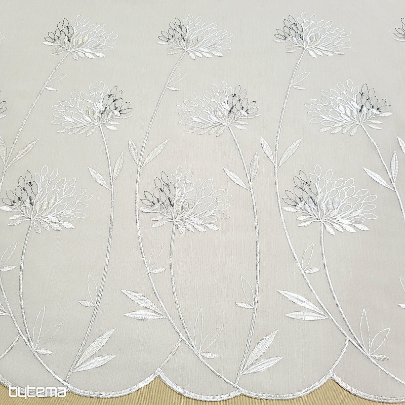 Luxusní záclona GERSTER 11868 béžová výšivka