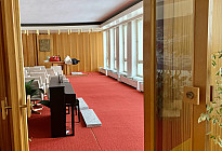 Městys Březová - instalace kolejnic a záclon