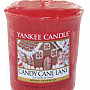 svíčka YANKEE CANDLE vůně CANDY CANE LANE - cestička z lízátek
