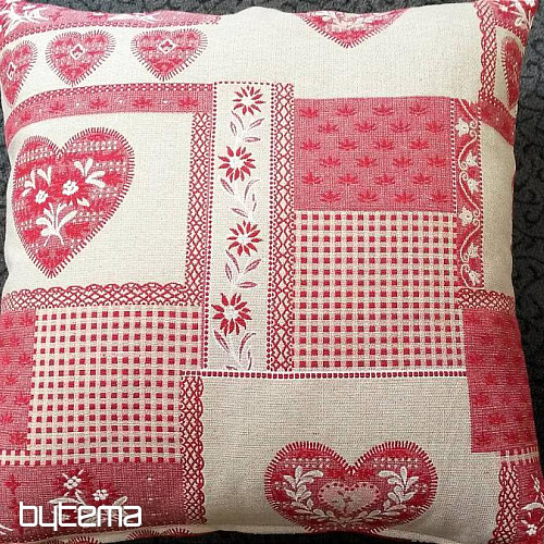 Dekorační polštář gobelín SRDCE PATCHWORK  červený