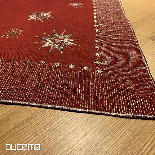 Vyšívaný vánoční ubrus tmavě červený 1