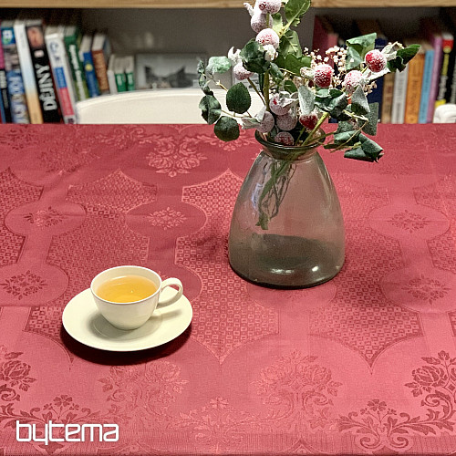 Ubrus DAMAŠEK bordó 120x140