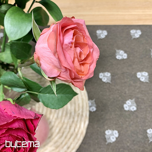 Žakárový šál ALPSKÉ KVĚTINY HNĚDÝ