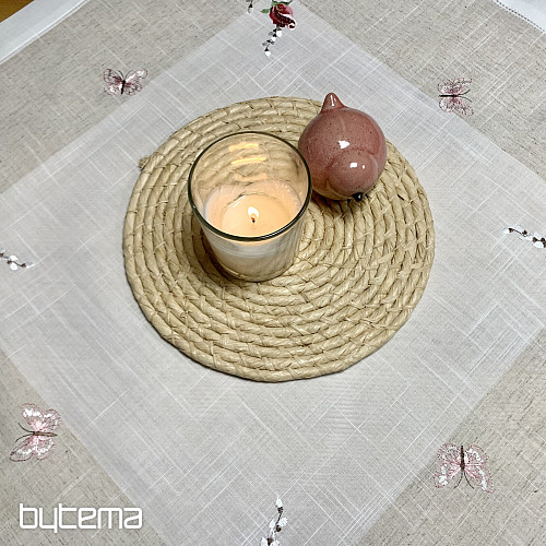 Vyšívaný ubrus a šál Růže a kočičky