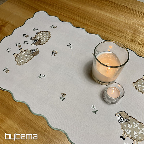 Vyšívaný ubrus a šál VELIKONOČNÍ OVEČKY