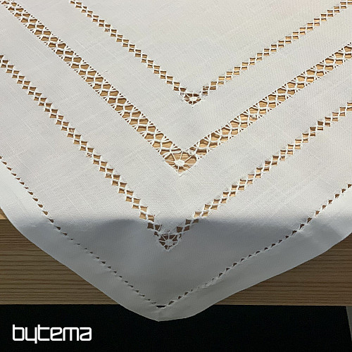 Ubrus a šál BÍLÁ AŽURA