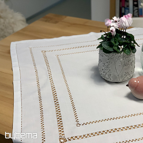 Ubrus a šál BÍLÁ AŽURA