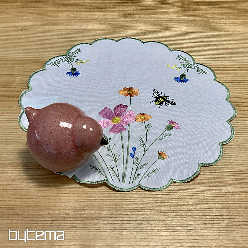 Vyšívaný ubrus a šál Louka a včely