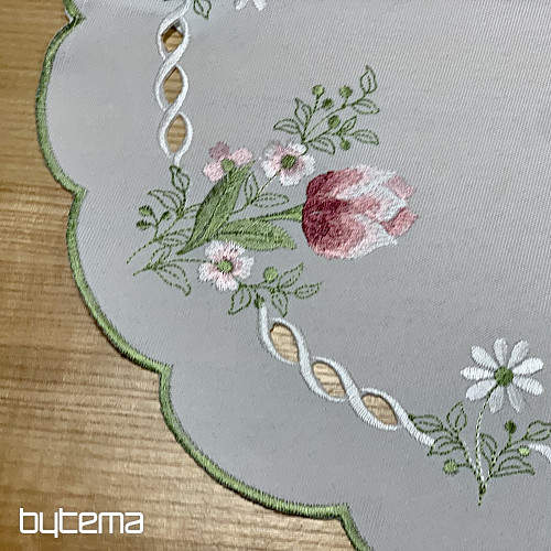 Vyšívaný ubrus a šál KYTICE S TULIPÁNY