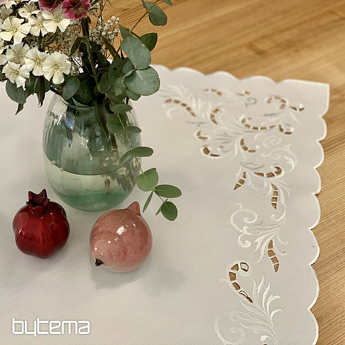 Ubrus a šál BÍLÝ SEN vyšívaný