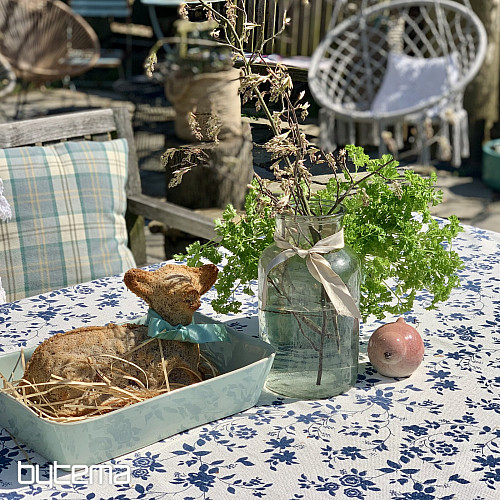 Ubrus Modrá romance