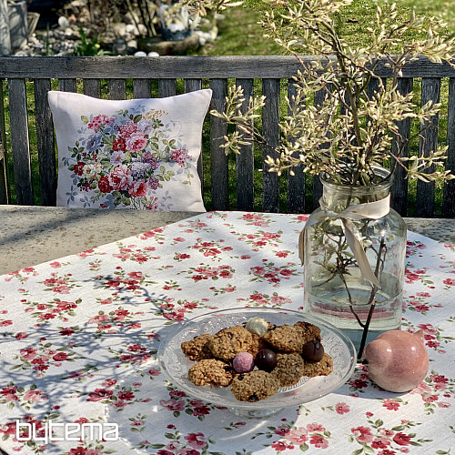 Ubrus a šál KVĚTY LINO červená