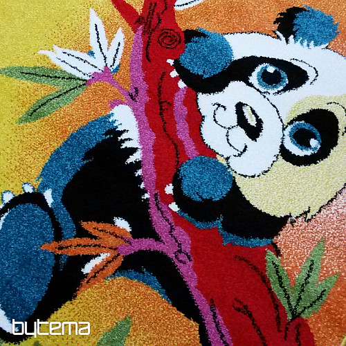 Dětský kusový koberec PANDA na stromě