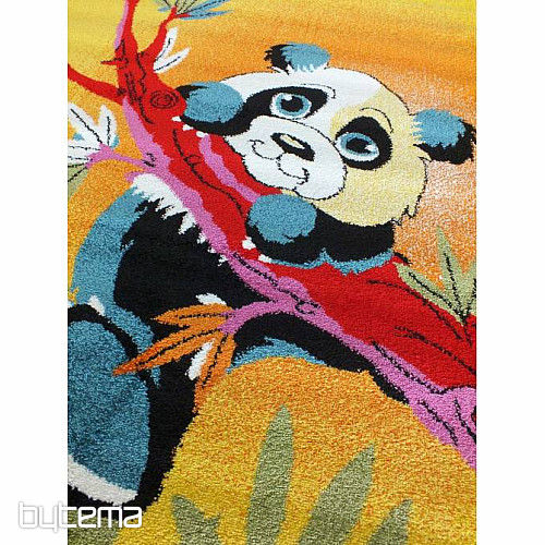Dětský kusový koberec PANDA na stromě